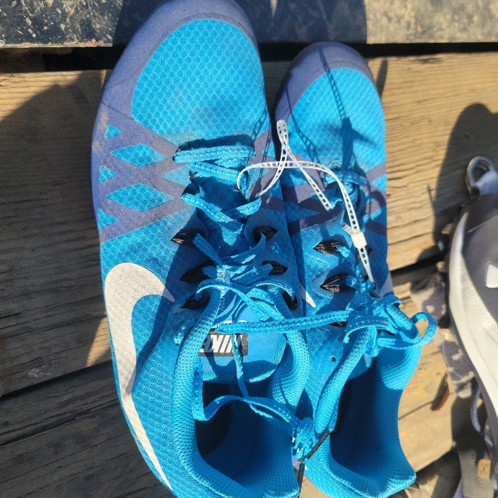 Nike rival m track shoes